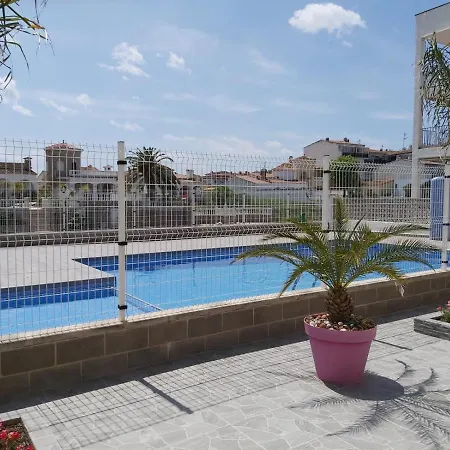 Amb Piscina * エンプリアブラバ