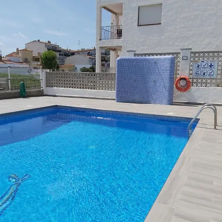 Amb Piscina * エンプリアブラバ